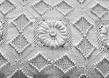 Copriletto uncinetto