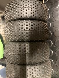 Gomme buggy 1/8 predator