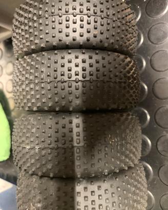 Gomme buggy 1/8 predator