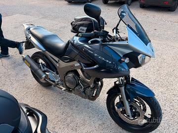 Yamaha TDM twin 900