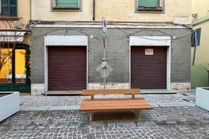 NEGOZIO A FIORENZUOLA D'ARDA