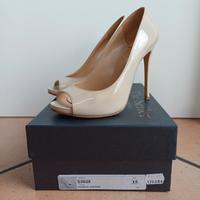 The Seller scarpe nr. 35 tacco vernice sahara 