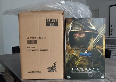 Hot Toys Hawkeye Deluxe Edition