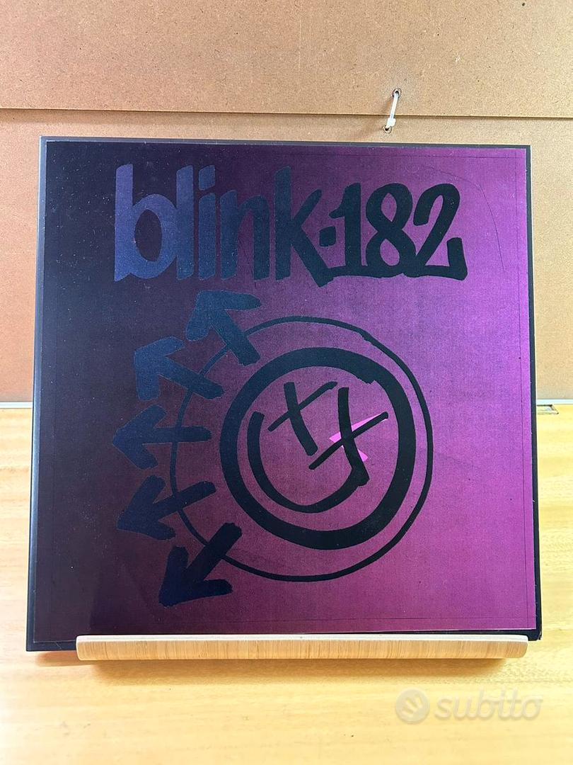 Blink-182, il nuovo album è ONE MORE TIME: la recensione