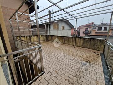 BIFAMILIARE A LIMBIATE