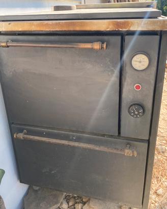Termocucina a legna per acqua calda