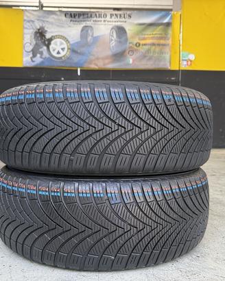 2 Gomme Kumho 215/55R18 99V 4 Stagioni 90% Residui