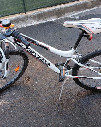 bici ATALA 26" tipo mountain bike per ragazzi