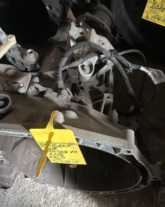 CAMBIO PEUGEOT 208 1.0 BENZINA 2015 5 MARCE