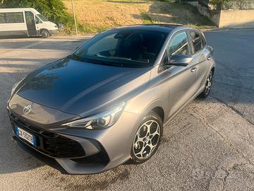 MG3 luxsury full hybrid +