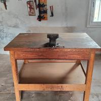Banco da falegname , lavoro , con morsa 