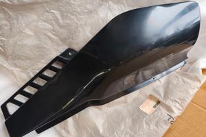 FIANCHETTO DX NERO ORIGINALE YAMAHA NUOVO XT600 19