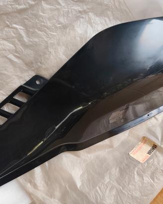 FIANCHETTO DX NERO ORIGINALE YAMAHA NUOVO XT600 19