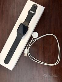 Apple watch SE 44mm space grey A2352 non accende