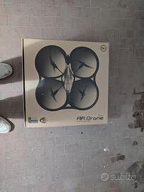 Parrot AR.Drone – Quadricottero