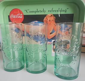 Vassoio e bicchieri Coca Cola da collezione