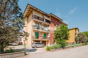Appartamento con cantina e garage in centro