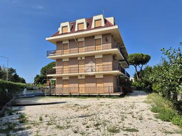 3 LOCALI A TARQUINIA