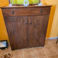 Scarpiera in stile arte povera