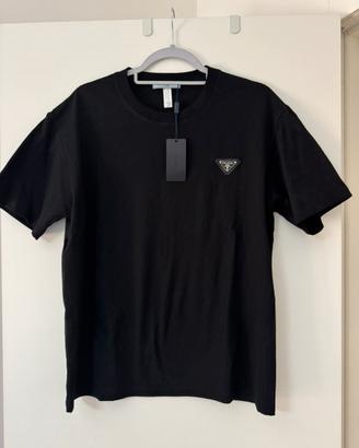 T-Shirt nera