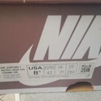 NIKE JORDAN 