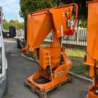 Biotrituratore cippatore idraulico per trattore - 