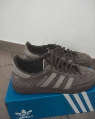 Adidas Spezial 42