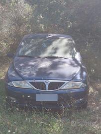 LANCIA Y10  CON ARIA CONDIZIONATA