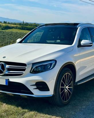 Mercedes Benz GLC 250 d con tetto panor scorrevole