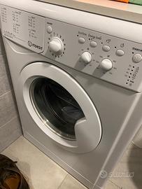 Lavatrice indesit iwc 71252
