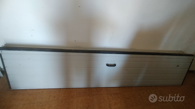 Portone ad ante orizzontali