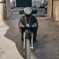 Piaggio Liberty 125 moc