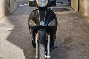 Piaggio Liberty 125 moc