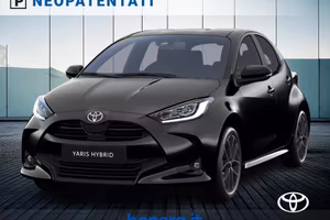 Toyota Yaris 1.5h 115 Icon
