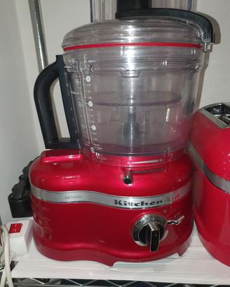 Robot da cucina multifunzione.