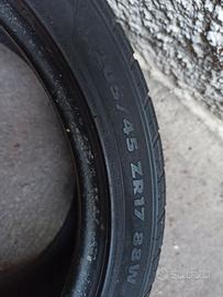Gomma 205 45 ZR 17 usata