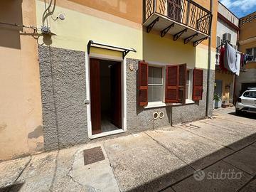 Centro: Trilocale con ingresso Indipendente