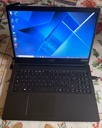 Notebook Acer Extensa 15 215-22