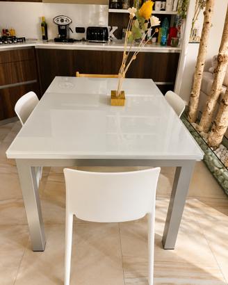 Tavolo Calligaris allungabile in vetro temperato