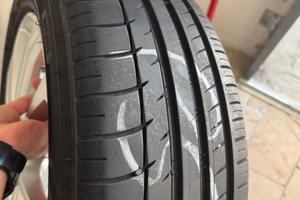 Pneumatici 4 stagioni + cerchi R16