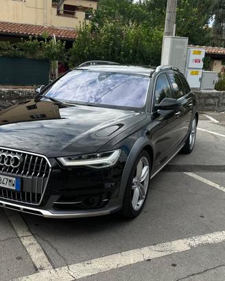 Audi A6 allroad 3.0 TDI 218 CV S tronic Business P