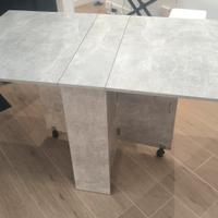 Tavolo pieghevole HOMCOM già montato – come nuovo
