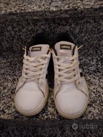 Scarpe adidas usate