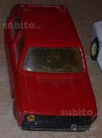 Modellino Volkswagen Golf 2