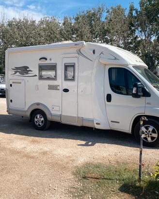 Camper semintegrale - 6 metri - Laika X595R -Litio