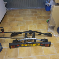 Carrello Auto traino Thule per bici mountain bike