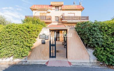 Appartamento a Fiumicino Via sennariolo 3 locali