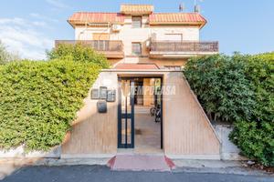 Appartamento a Fiumicino Via sennariolo 3 locali