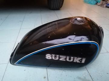 Serbatoio Suzuki (stile custom) 