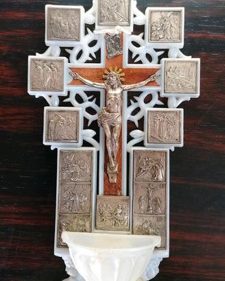 CROCE DEVOZIONALE CON VIA CRUCIS E ACQUASANTIERA